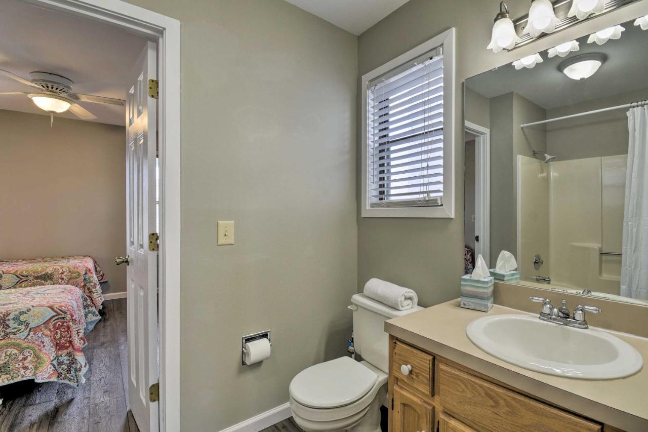 Steps To Sunset Beach Canal-Front Home With Dock! Exterior foto